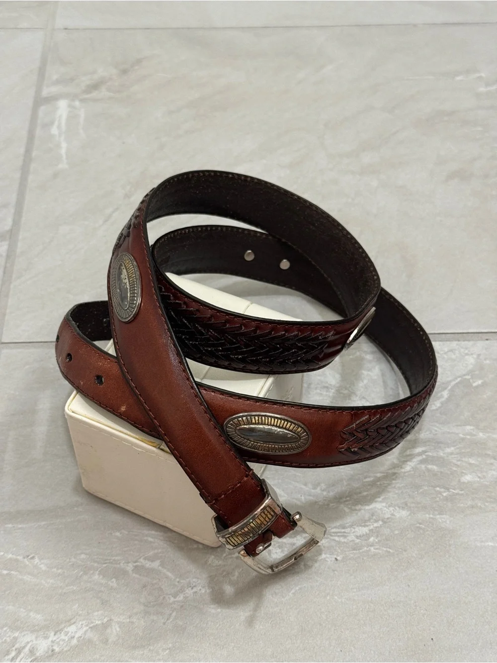 Vintage Western Full Grain Cowhide Leather Fossil Belt Cowgirl